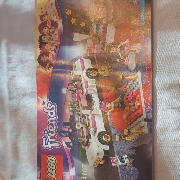 Lego Friends Pop Star Limo - Picture 8 of 8